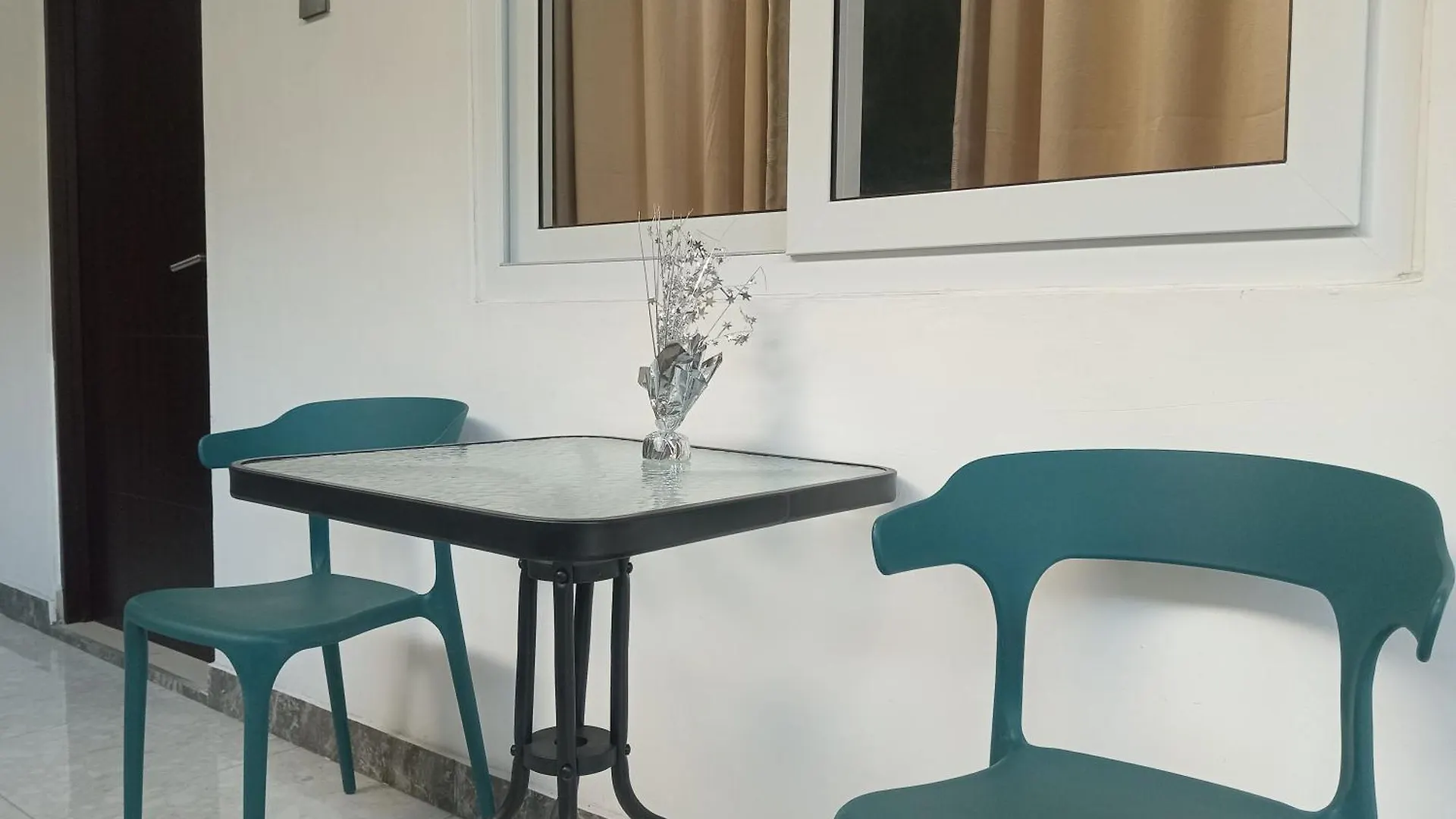 9 Residence'S Seminyak Hotel